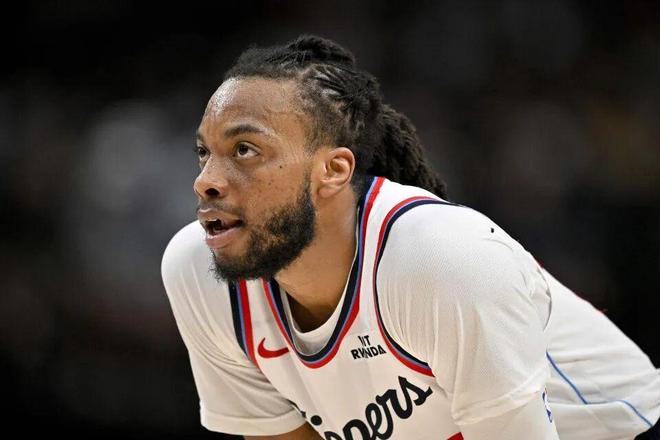 快船双星爆发掀翻独行侠 创队史纪录终结四连败