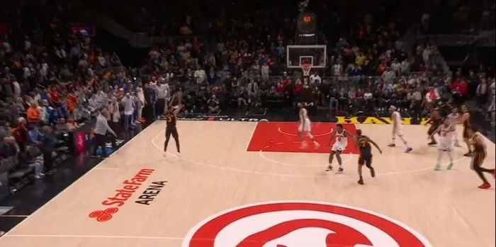 文班亚马伤退MVP悬念尘埃落定 老鹰绝平三分成绝