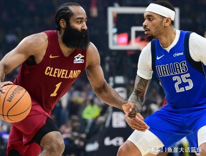 雷霆八连胜登顶西部榜首 森林狼失误22次惨败